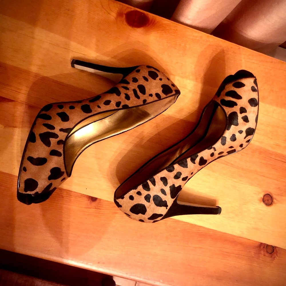 Guess by Marciano faux leather leopard pattern open toes Heels size 9 M - Picture 14 of 14